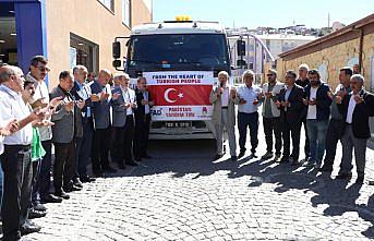 Pakistan'daki selzedeler için Bayburt'tan yardım tırı gönderildi