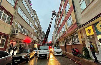 Samsun'da çatıdan çatıya atlarken yakalanan yaralama şüphelisine ev hapsi