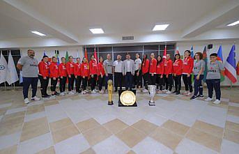 Süper Kupayı kazanan Kastamonu ekibinden Belediye Başkanı Vidinlioğlu'na ziyaret