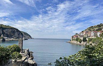 Turizm ilçesi Amasra 1 milyon ziyaretçi hedefini aştı