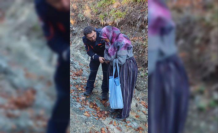Bolu'da mantar ararken kaybolan yaşlı kadın bulundu