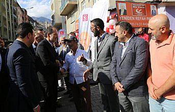 Yeniden Refah Partisi Genel Başkanı Erbakan, Yusufeli'nde temaslarda bulundu
