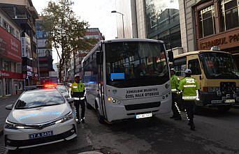 Zonguldak'ta polis ekiplerinden kent merkezinde trafik denetimi