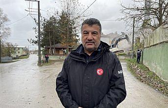 AFAD'dan artçıların sürdüğü Düzce'de vatandaşlara “panik yapmayın“ uyarısı