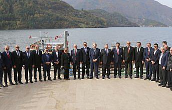 AK Parti Genel Başkan Yardımcısı Vedat Demiröz, Artvin'de konuştu: