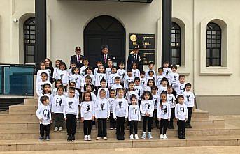 Amasya'da anaokulu öğrencileri Atatürk'ü kliple andı