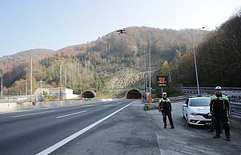 Anadolu Otoyolu'nda kurallara uymayan sürücüler drondan kaçamadı