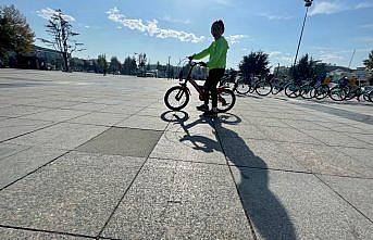 Düzce'de bisikletliler, lösemiye dikkati çekmek için pedal çevirdi