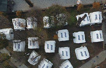 Düzce'de çadır kentlerde kalan depremzedelerin ihtiyaçları karşılanıyor