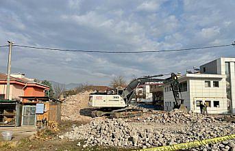 Düzce'de depremzedelerin yaraları sarılıyor