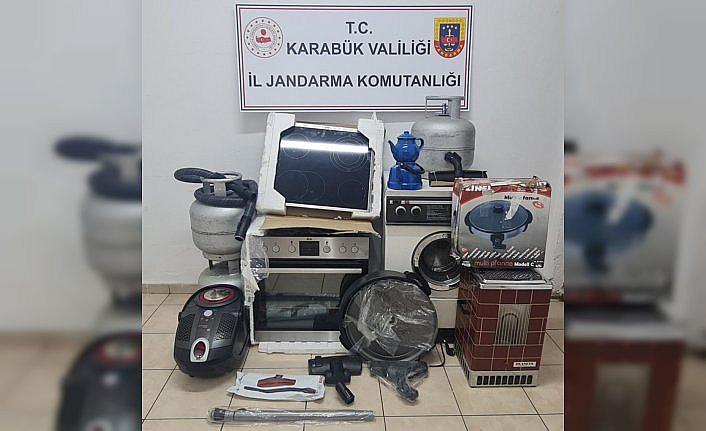 Karabük'te hırsızlık yaptıkları iddiasıyla yakalanan 5 kişiden 3'ü tutuklandı