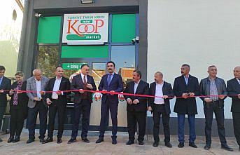 Salıpazarı'nda Tarım Kredi Kooperatif Marketi açıldı