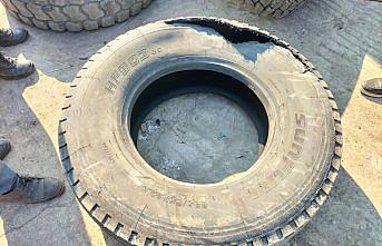 Samsun'da patlayan kamyon lastiği tamirciyi ağır yaraladı