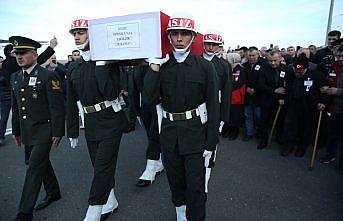 Şehit İsmail Ünal'ın cenazesi Ordu-Giresun Havalimanı'na getirildi