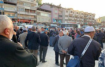 Tokat'tan 24 kişilik umre kafilesi kutsal topraklara uğurlandı