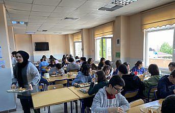 Bartın'da her gün 8 bin 500 öğrenciye ücretsiz yemek