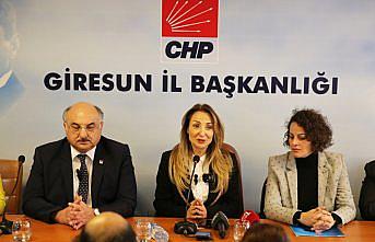 CHP Kadın Kolları Genel Başkanı Nazlıaka, Giresun'da partililerle buluştu