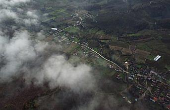 Düzce'nin üzerini sis tabakası kapladı