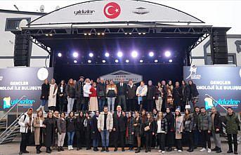 Karabük Üniversitesi öğrencileri sahne tır modülü Turna'yı inceledi