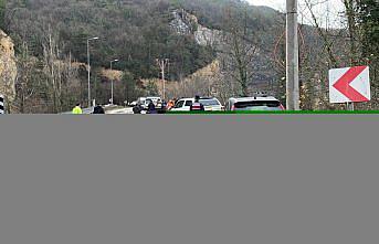 Karabük'te üst geçitten demir yoluna düşen otomobilin sürücüsü öldü