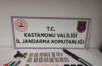 Kastamonu'da düzenlenen uyuşturucu operasyonlarında 2 kişi yakalandı