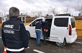 Kastamonu'da firari hükümlü yol denetiminde yakalandı
