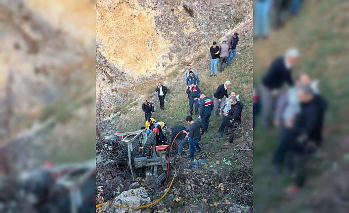 Samsun'da devrilen traktörün altında kalan sürücü yaşamını yitirdi