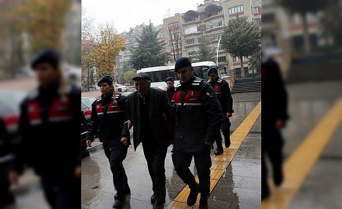 Tokat merkezli silah kaçakçılığı operasyonunda yakalanan 10 zanlı adliyede