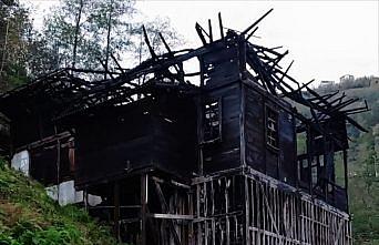 Trabzon'da evde çıkan yangında bir kişi öldü