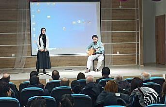 Yeşilyurt'ta şiir ve müzik programı düzenlendi