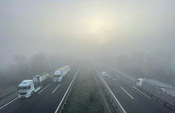 Anadolu Otoyolu'nda yoğun sis etkili oluyor