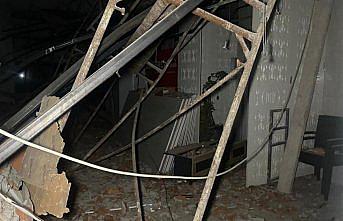 Düzce'de bir işçi çatının çökmesi sonucu ağır yaralandı