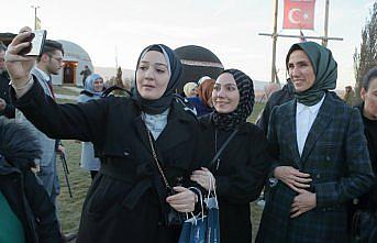 KADEM Mütevelli Heyeti Başkanı Sümeyye Erdoğan Bayraktar, Çorum'da ziyaretlerde bulundu