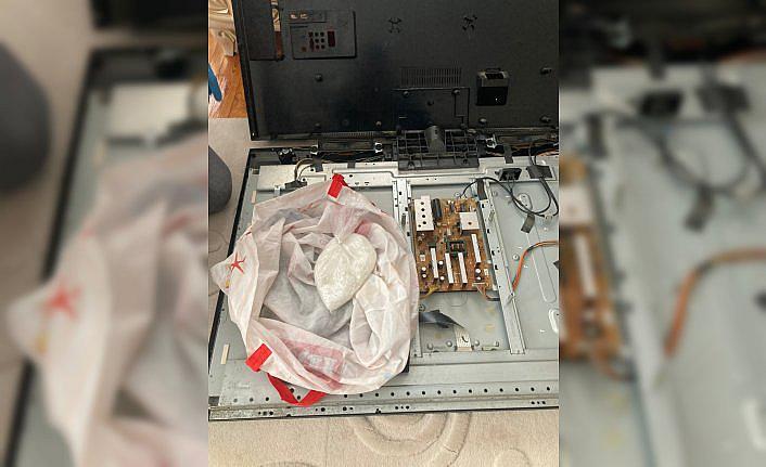 Samsun'da kargoyla gönderilen televizyonun içine zulalanmış uyuşturucu ele geçirildi