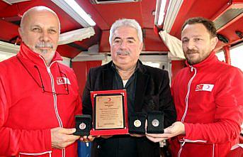 Sinoplu bağışçı 23 yılda 57  kez kan bağışı yaptı