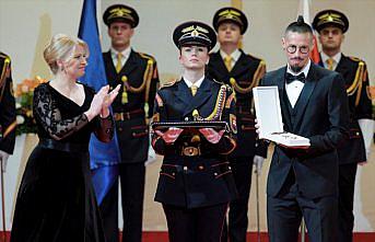 Trabzonspor'un oyuncusu Marek Hamsik'e ülkesinde devlet nişanı verildi