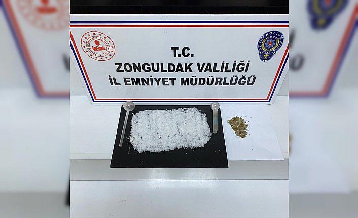 Zonguldak'ta uyuşturucu operasyonunda yakalanan 3 şüpheli tutuklandı