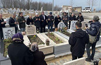 AA muhabiri Ferdi Akıllı, kabri başında anıldı