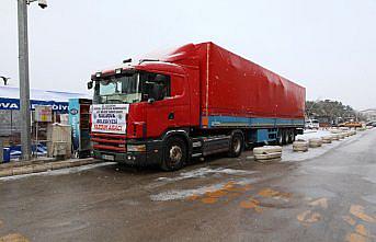 Amasya'nın ilçelerinden deprem bölgesine yardımlar sürüyor