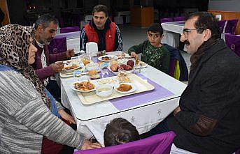 Asrın felaketinden etkilenen 21 depremzede Artvin'e getirildi