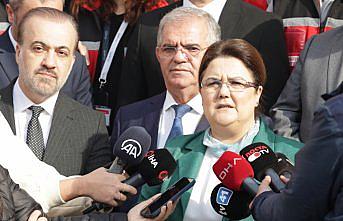 Bakan Yanık, Kocaeli'de depremzedeleri ziyaret etti