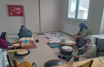 Başçiftlik ilçesindeki ev hanımlarından deprem bölgesine destek