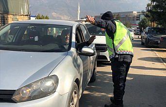Bolu ve Karabük'te komandolardan depremzedelere destek