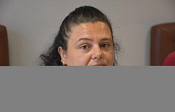 Depremde 70 yakınını kaybeden kadın çocuklarıyla Trabzon'a geldi