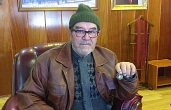 Düğünde torununa takmak için aldığı altını depremzedelere bağışladı