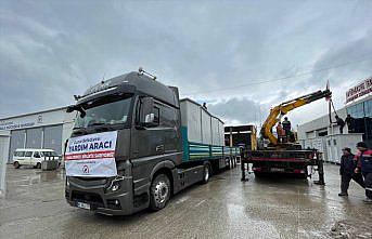 Düzce'den deprem bölgesine yardım seferberliği sürüyor