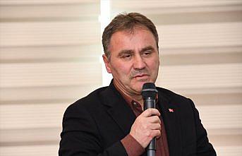 Gümüşhane Belediye Başkanı Ercan Çimen, devletin verdiği evi bağışladı