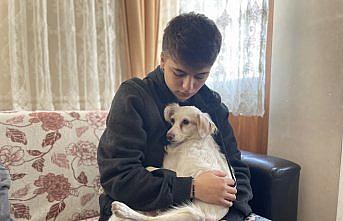 Hatay'da genç kız ailesini enkaz altında kalmaktan kurtardı