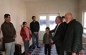 Havza Belediye Başkanı Özdemir'den depremzedelere ziyaret