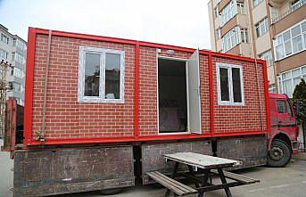 Kastamonu'dan, Hatay'daki depremzede şehit ailesine konteyner ve gıda yardımı